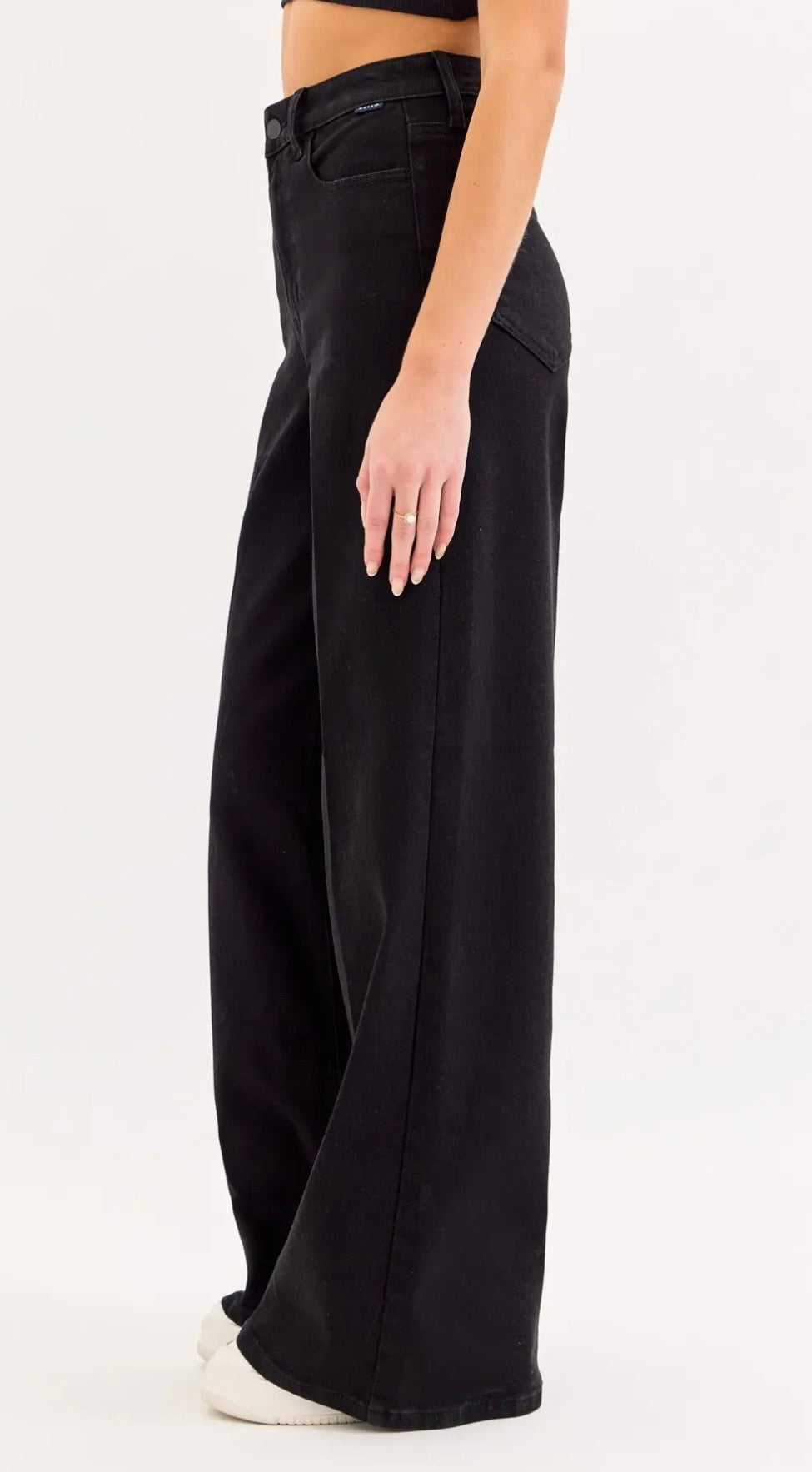 Jean negro bota ancha CELLO