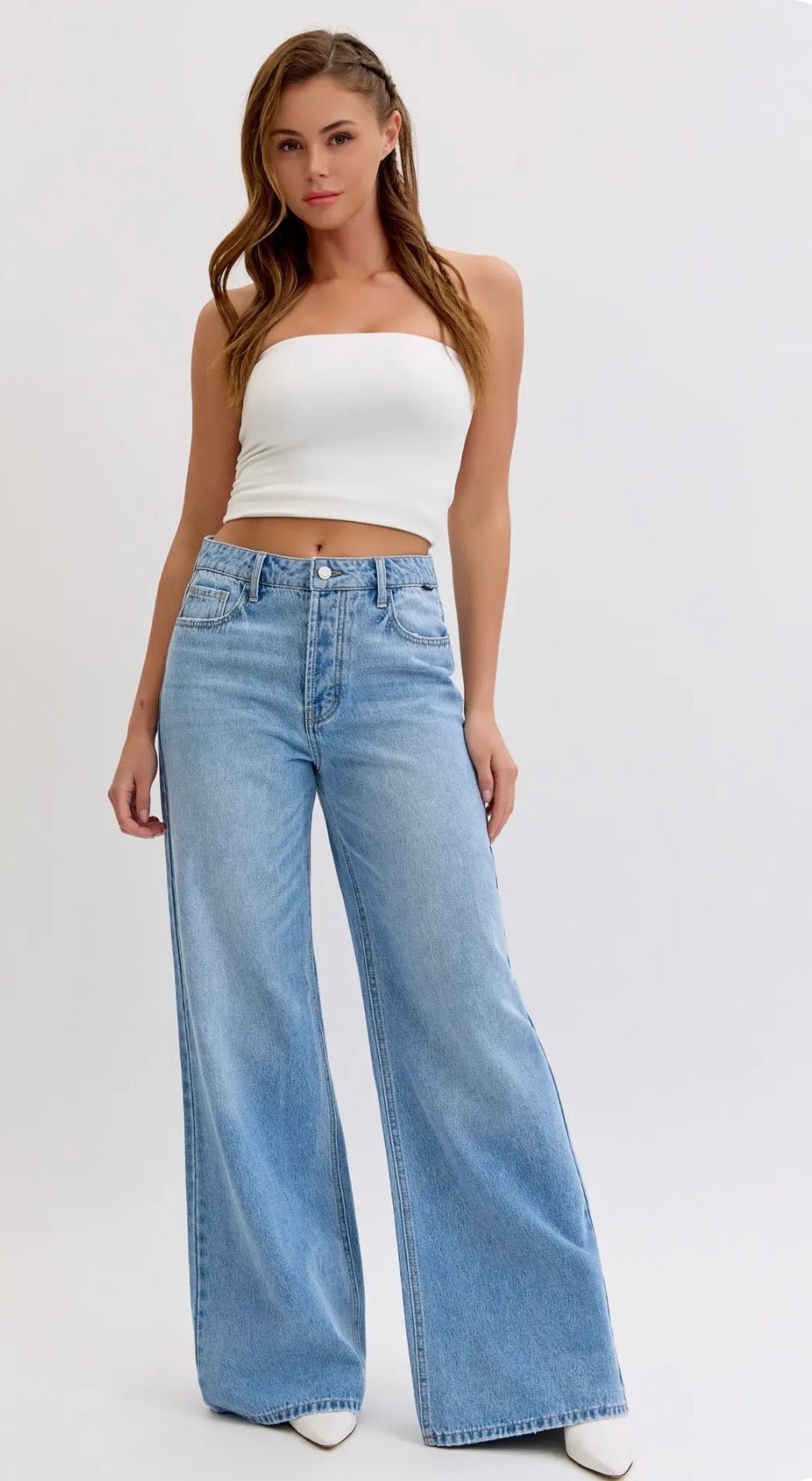 JEANS DE PIERNA ANCHA CELLO