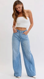 JEANS DE PIERNA ANCHA CELLO