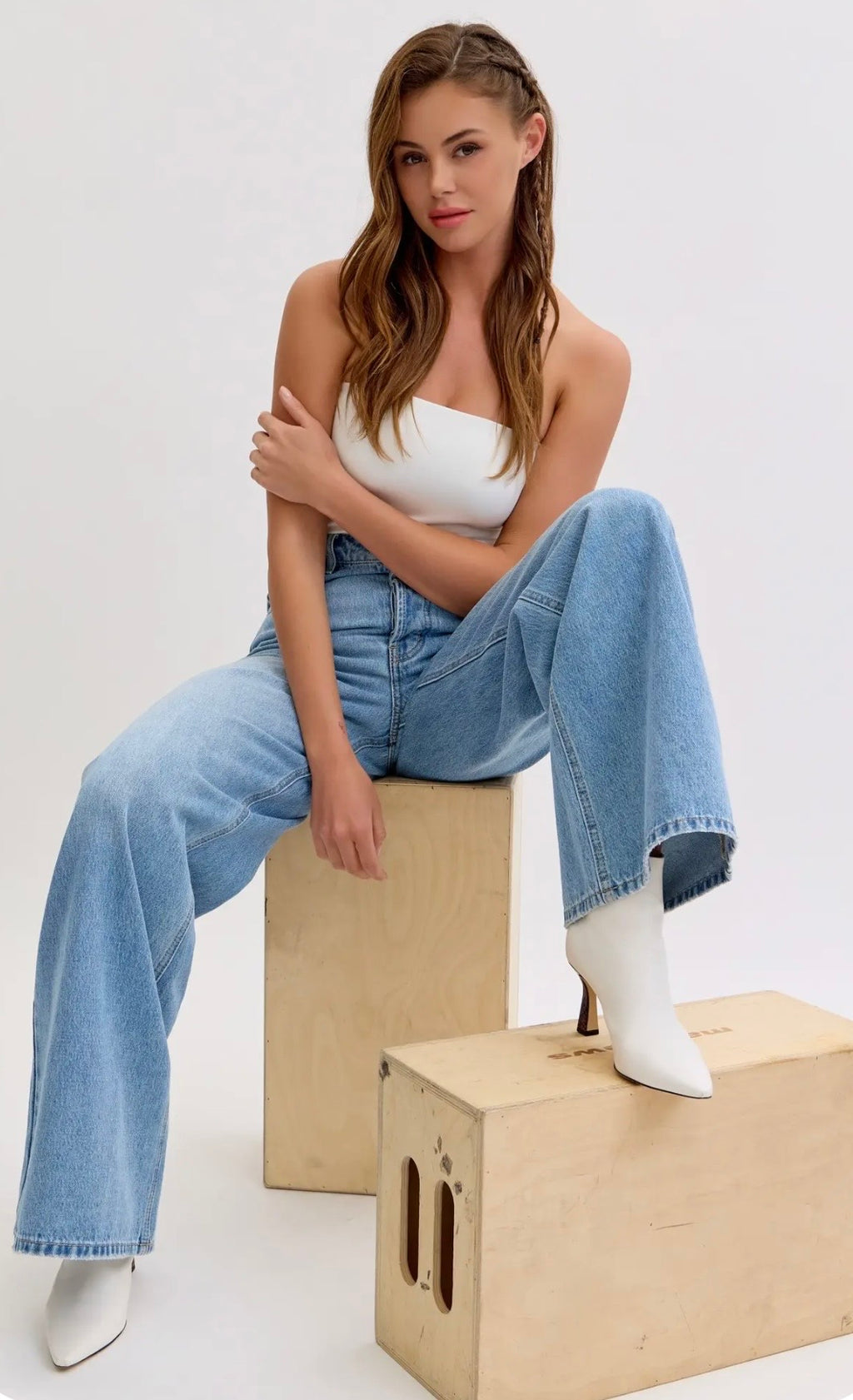 JEANS DE PIERNA ANCHA CELLO